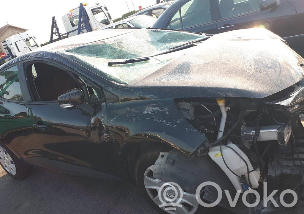 Clio IV Clio  L90023917