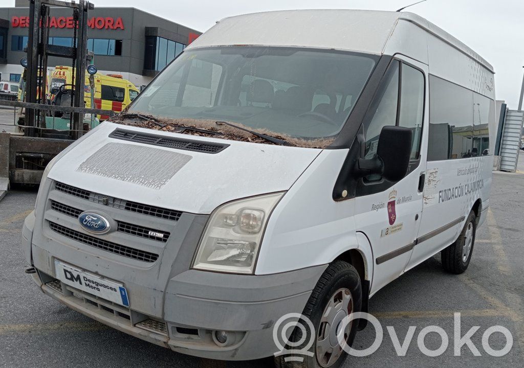 Transit Transit  8C112C405BB