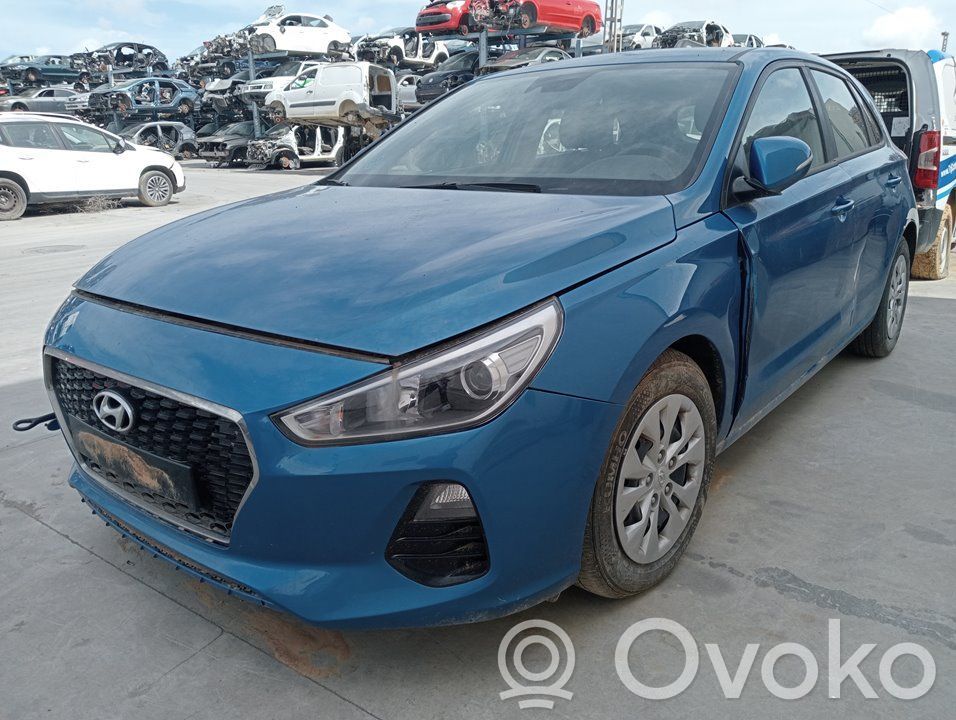 i30 i30  92401G30