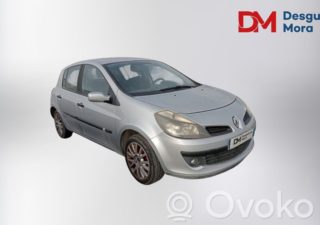 Clio III Clio  8200293825