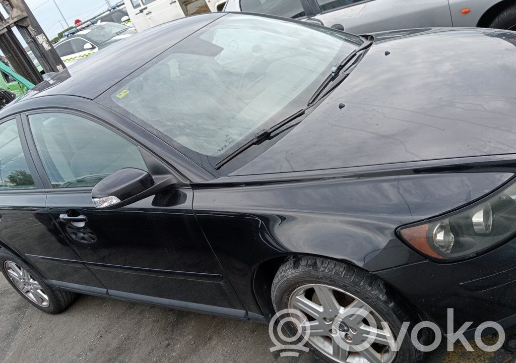 S40 S40, V40