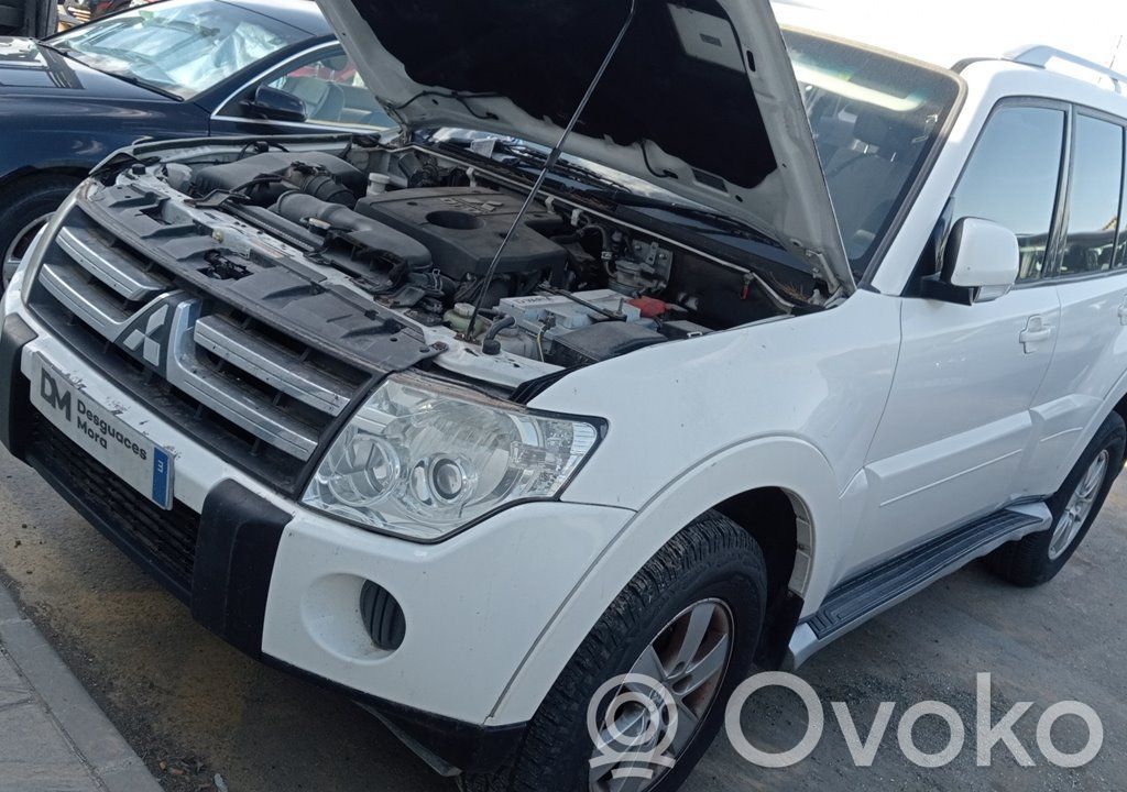 Montero Montero  5700A452