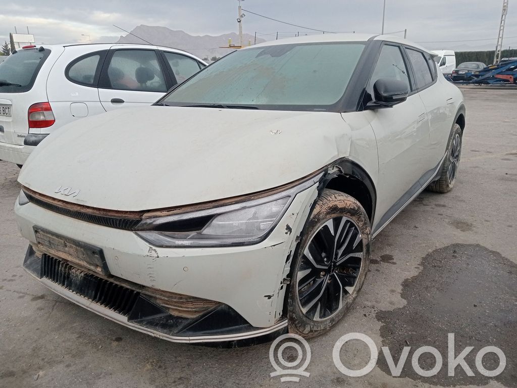 EV6 EV6  76004CV000