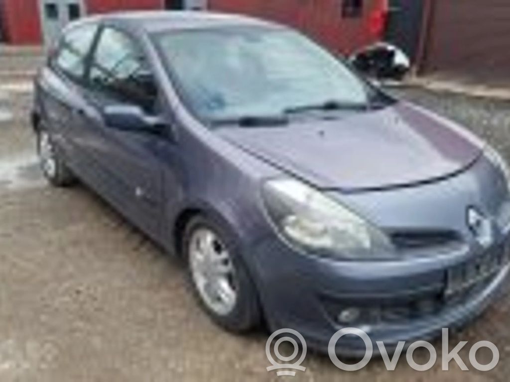 Clio III Clio  8200789222