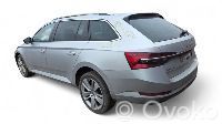 Superb B8 (3V) Superb  2722282B