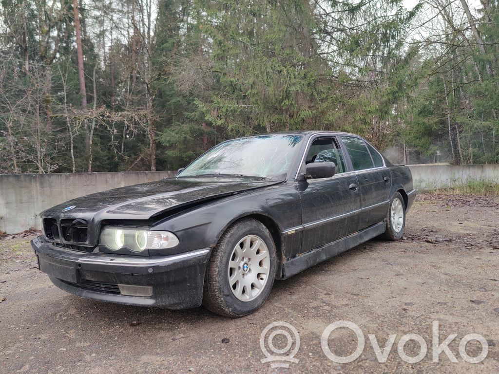 7 E38 Series 7  8352137