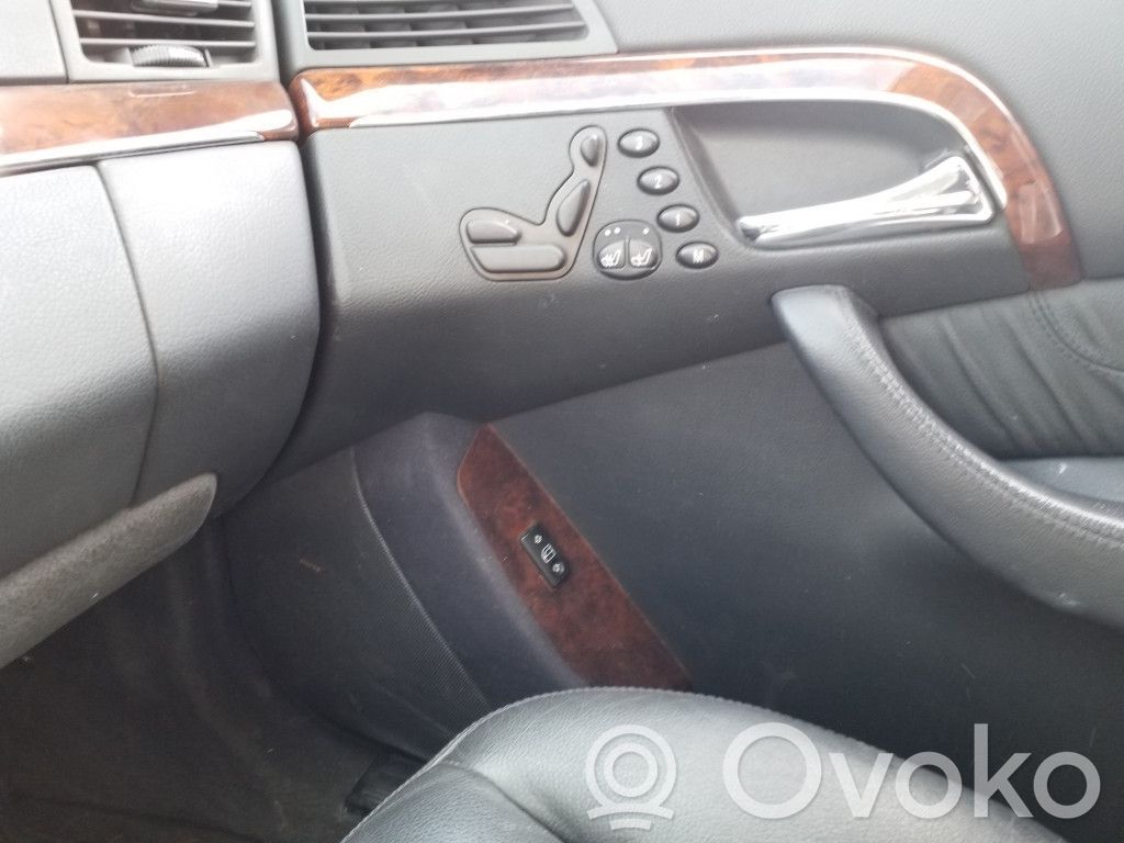S W220 S-class, AMG (W126, W140, W220, W221, W222)  2208300662