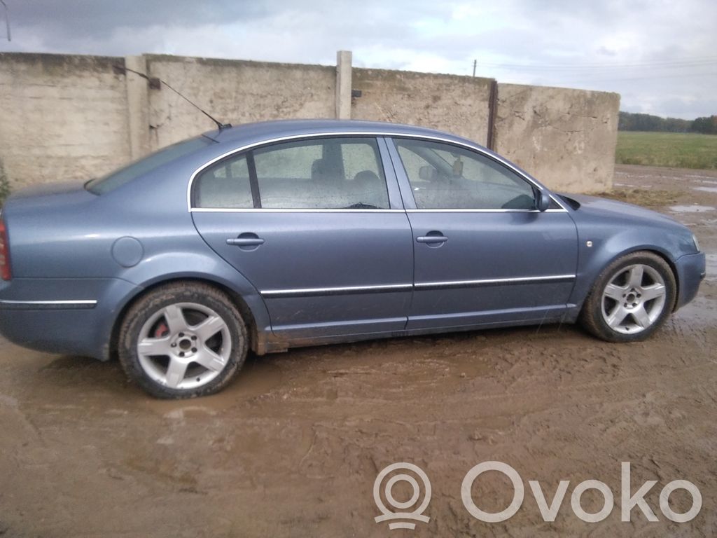 Superb B5 (3U) Superb