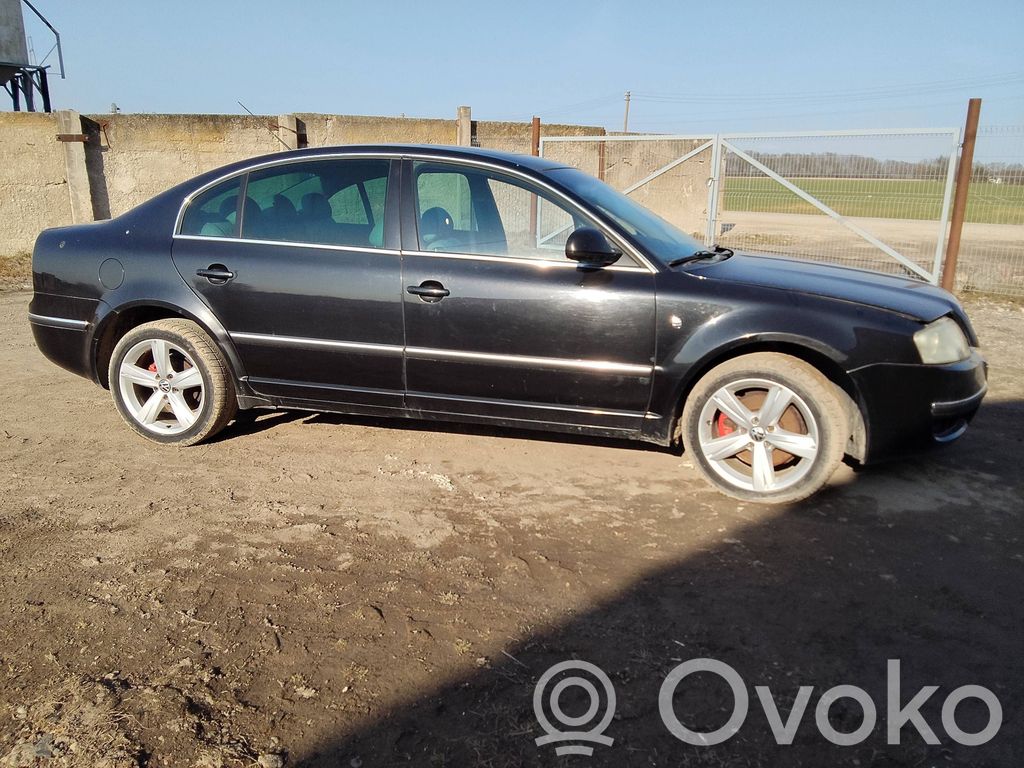 Superb B5 (3U) Superb  3B0941333B