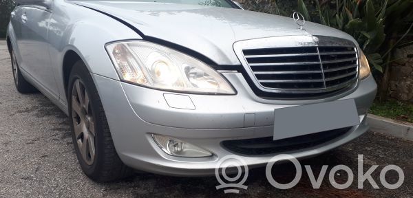 S W221 S-class, AMG (W126, W140, W220, W221, W222)
