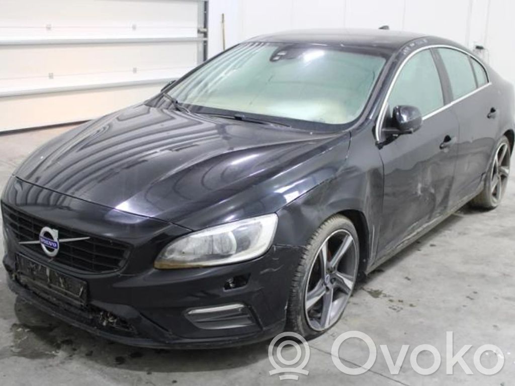 S60 S60  31387834