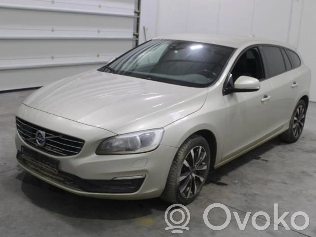 V60 V60, V60 Cross Country  31330135