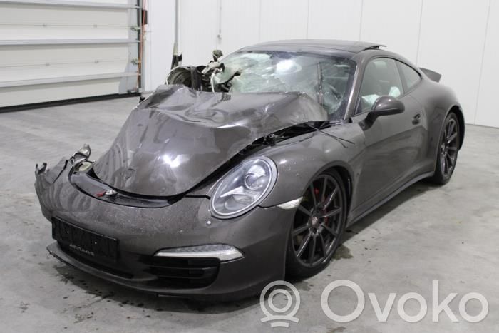 911 991 911  7PP959663E