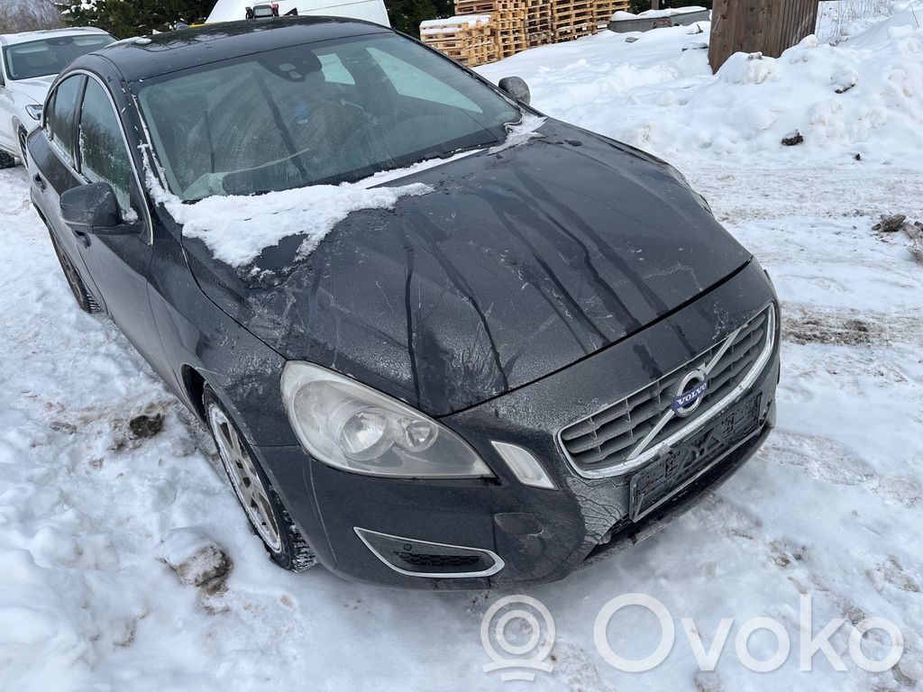S60 S60  30793322