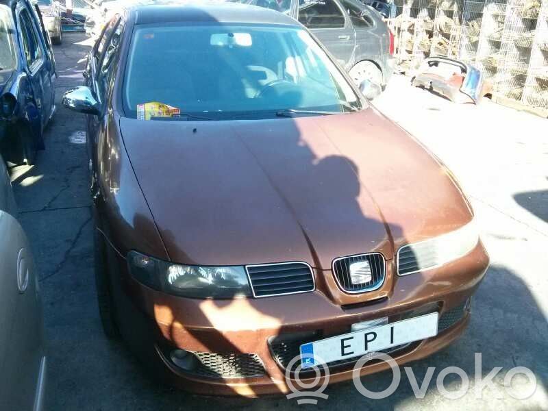 Leon (1M) Leon  LR1120701