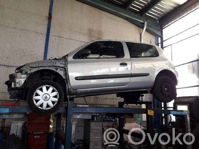 Clio II Clio  69000000319