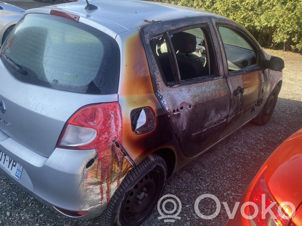 Clio III Clio  8200565645