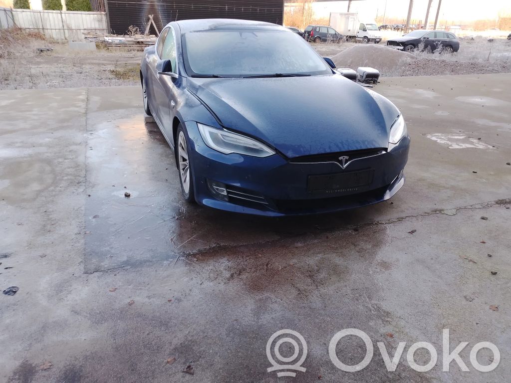 Model S Tesla Model S  20101755