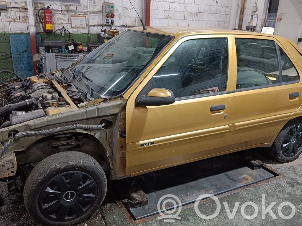 Saxo Saxo  8701F6