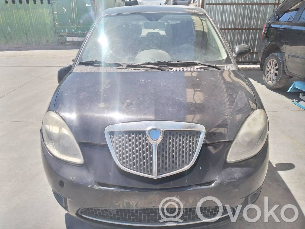 Ypsilon Ypsilon  37502399