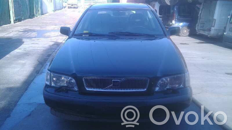 S40, V40 S40, V40