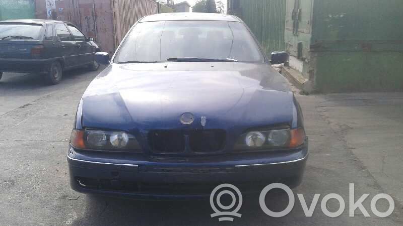 5 E39 Series 5  8352172
