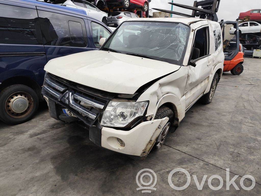 Montero Montero  APM30017