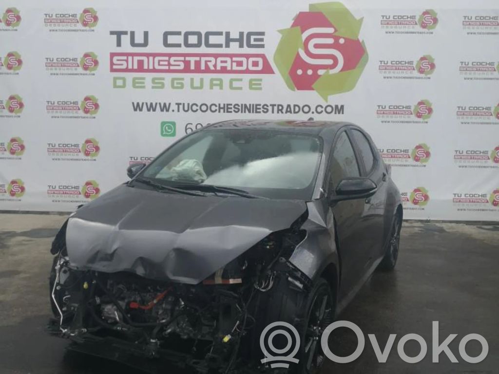 Yaris Yaris  899A0A