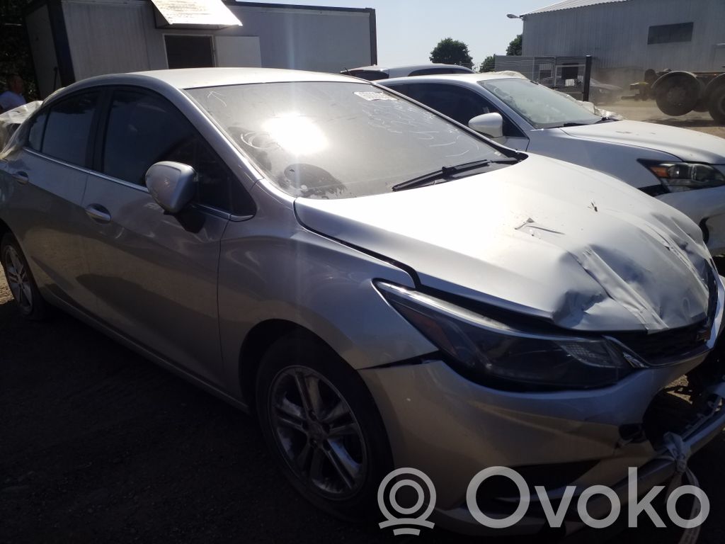 Cruze II Cruze  12663317