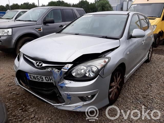i30 i30  391122B202