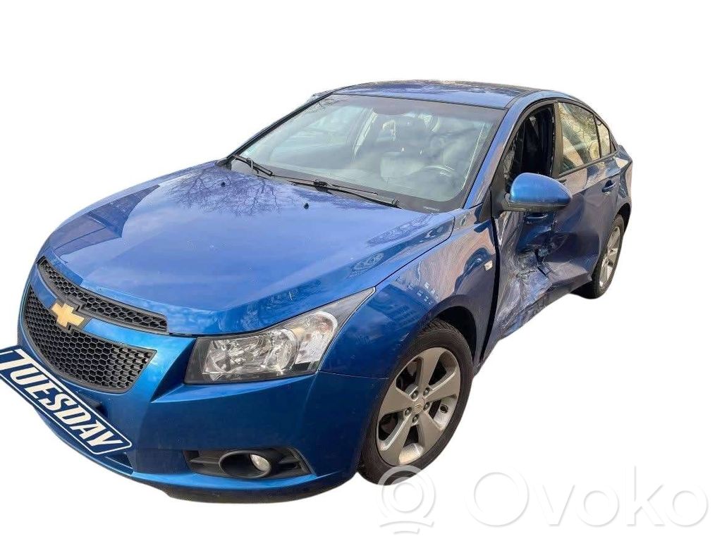 Cruze Cruze  3870588