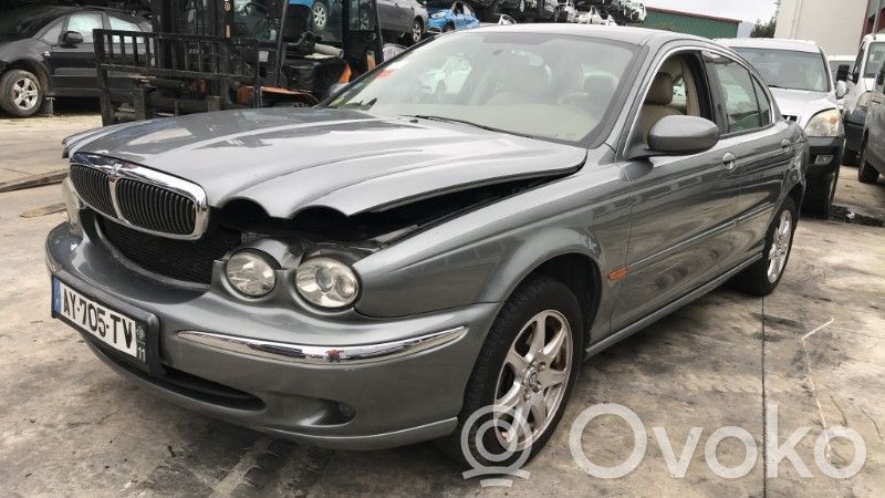 X-Type X-Type  C2S40072