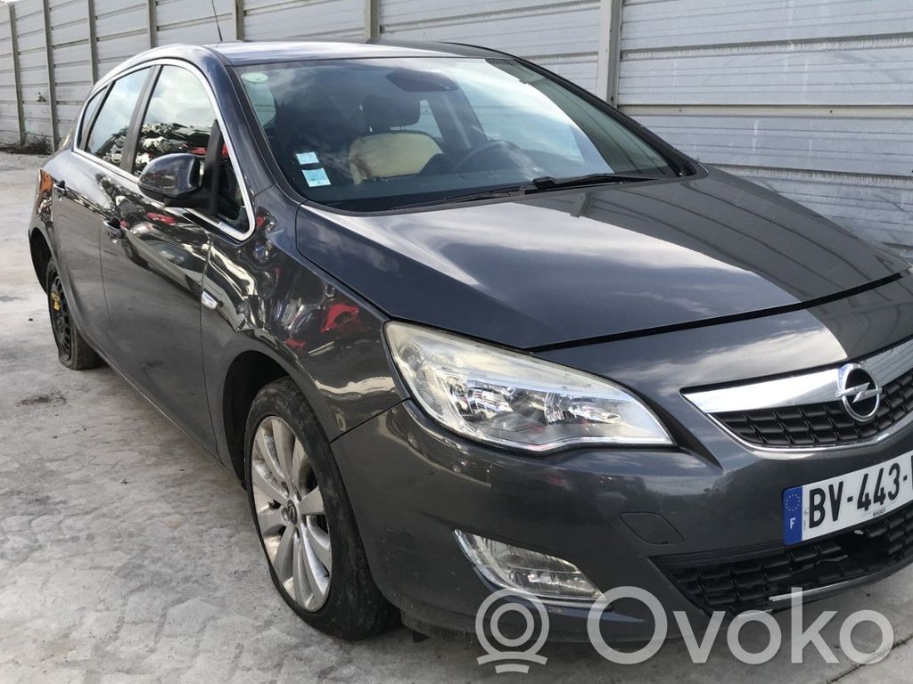 Astra J Astra  13435148