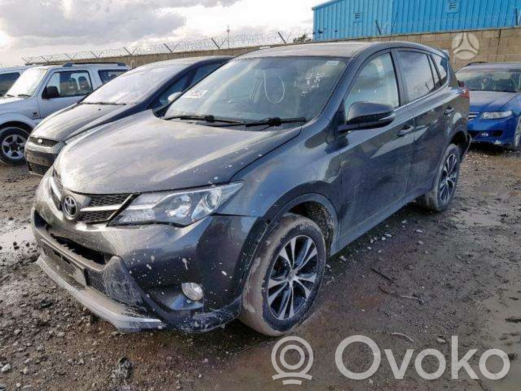 RAV 4 (XA40) RAV 4