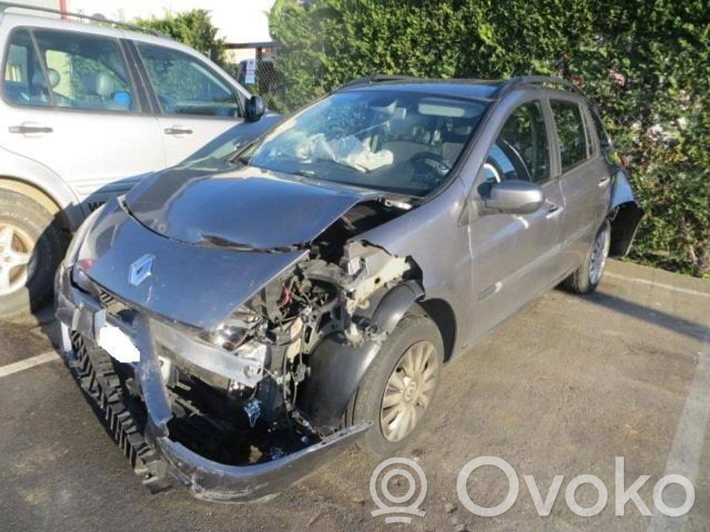 Clio III Clio  D4F786