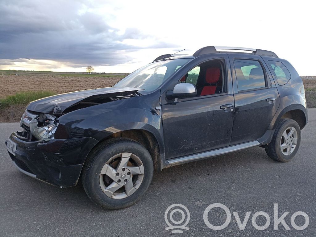 Duster Duster  8200930507