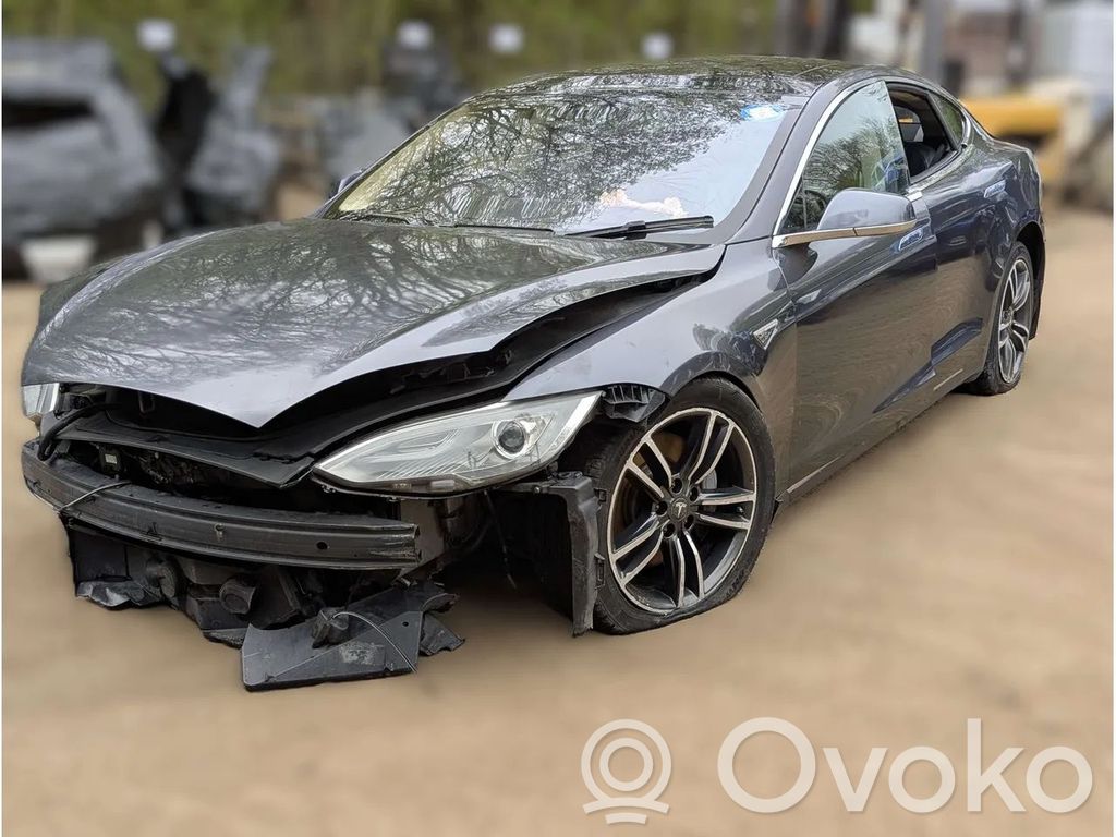 Model S Tesla Model S