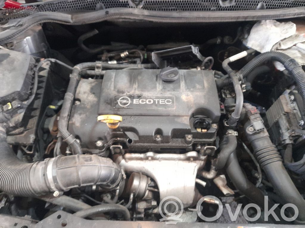 Astra J Astra  13581885