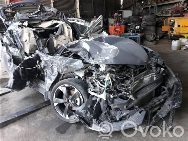 Leon Leon  5Q0407271BT