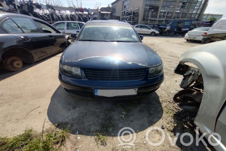 PASSAT B5 Passat  3B0907557P