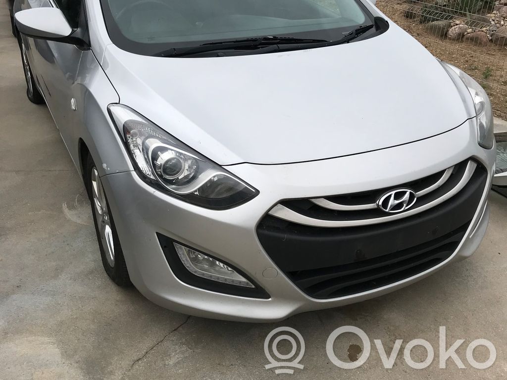 i30 i30  202012A701