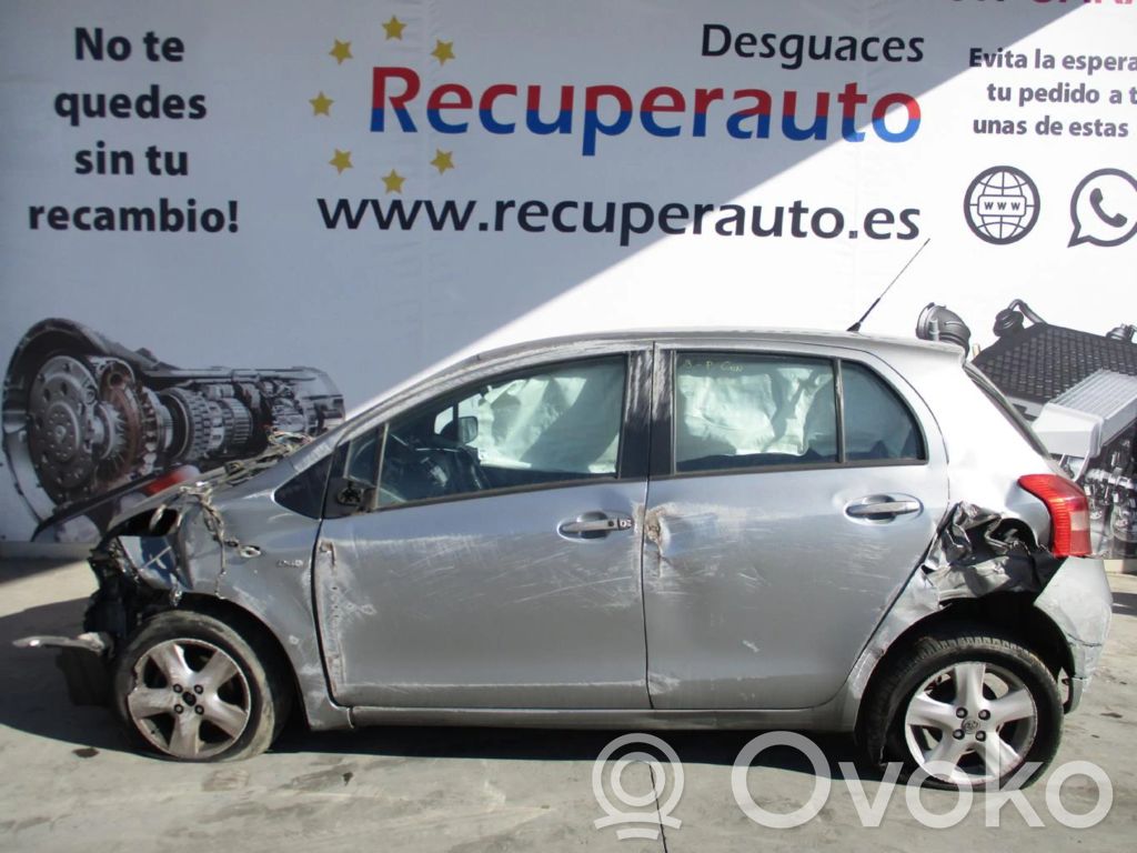Yaris Yaris  896610D480