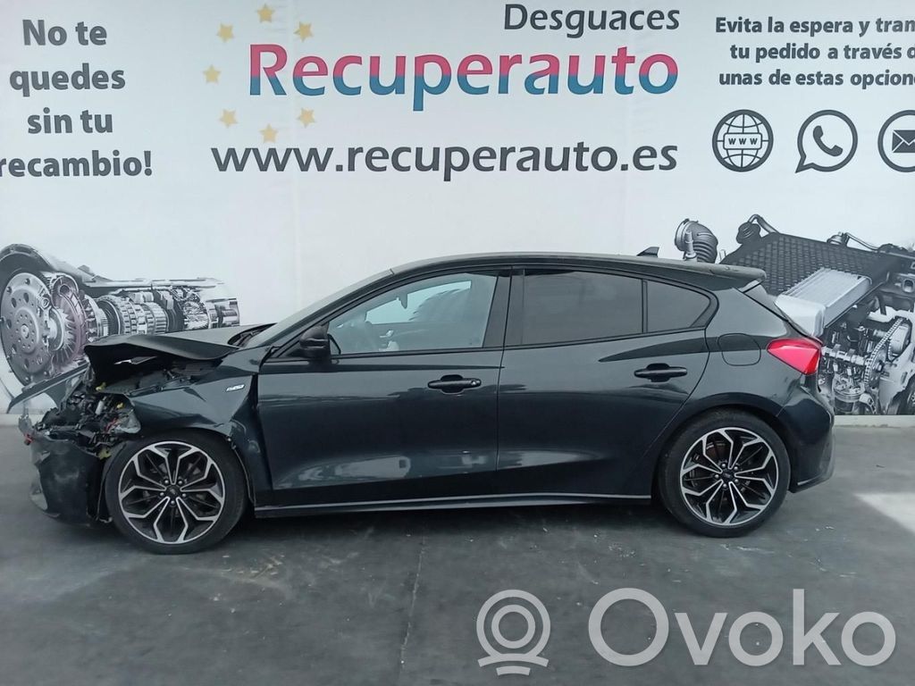 Focus Focus  E01948105