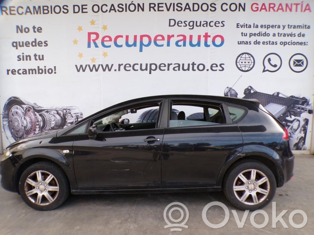 Leon (1P) Leon  A2C53093430