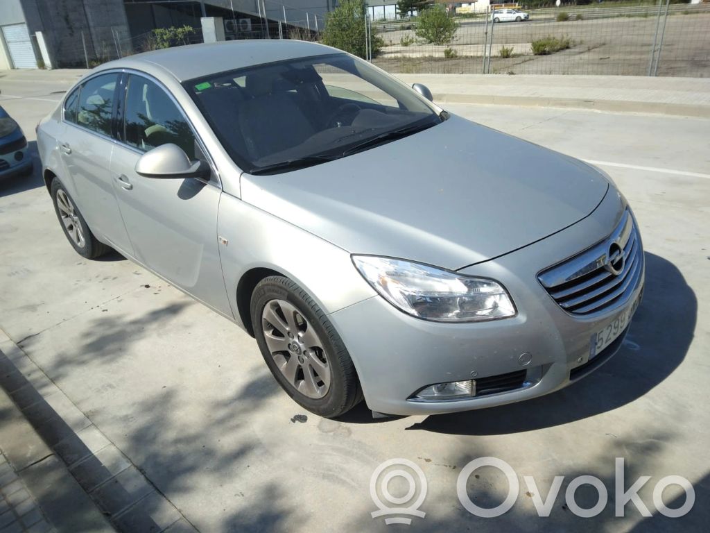 Insignia A Insignia  080325