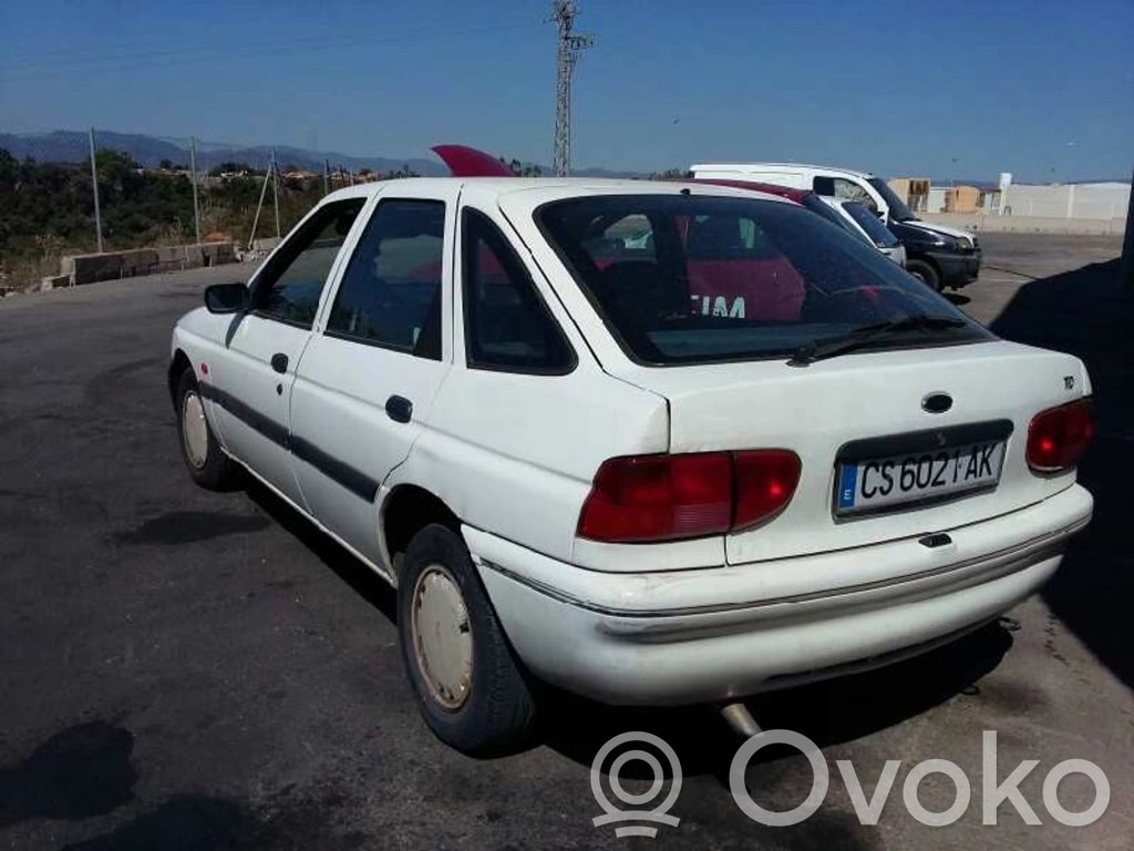 Escort Escort  97AB12A650AA