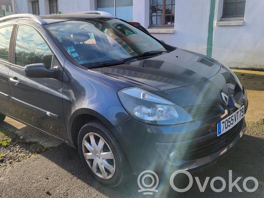 Clio III Clio  8200565645