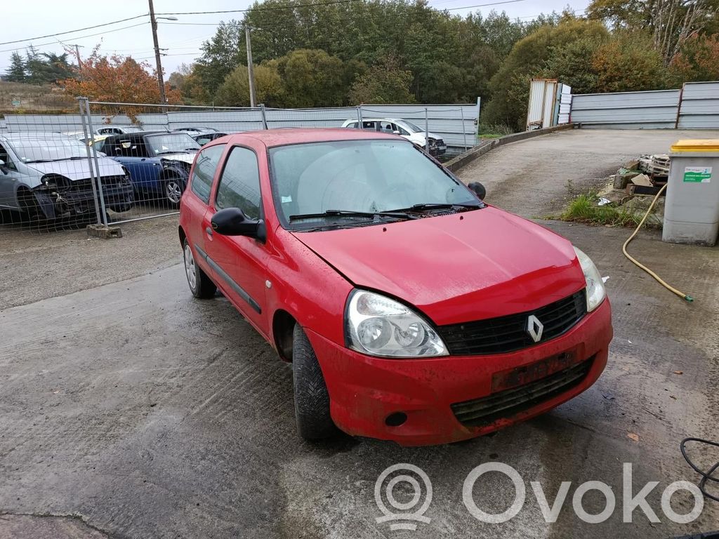 Clio II Clio  7701039565