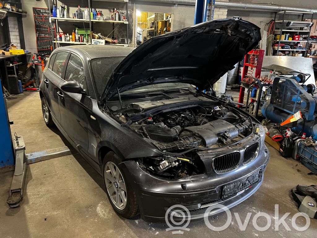 1 E81 E87 Series 1  7798885