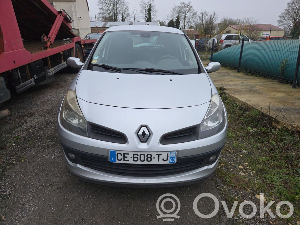 Clio III Clio  8200838249